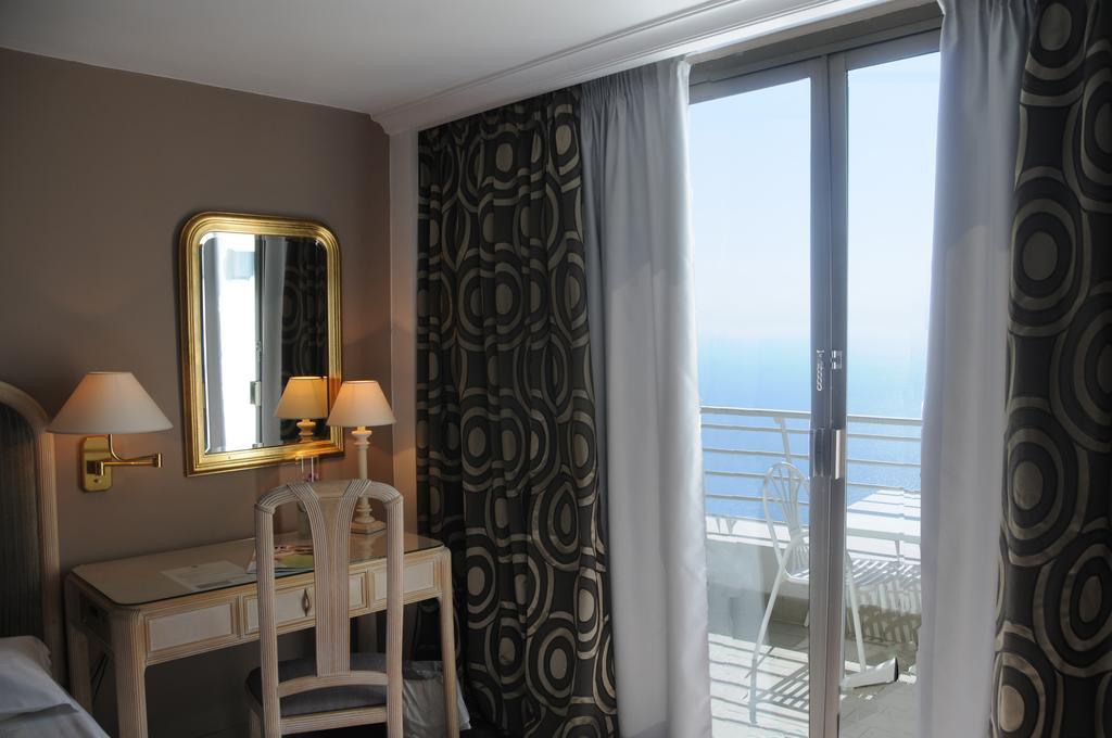 Vista Palace Hotel&Beach Resort - Monte Carlo View روكوبرُن كاب مارتي الغرفة الصورة